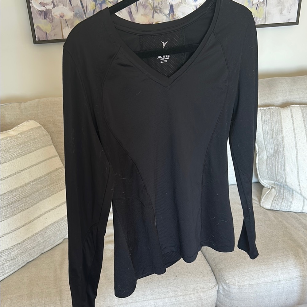 Black V-Neck Long Sleeve Top